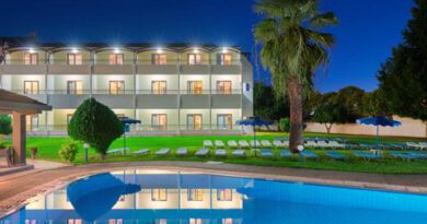 Foto Hotel Matoula Beach - Vakantie Trianta 2024